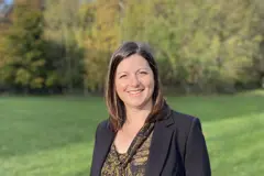 Beth Scaysbrook Full