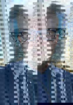 2024 Richard Young 250X360